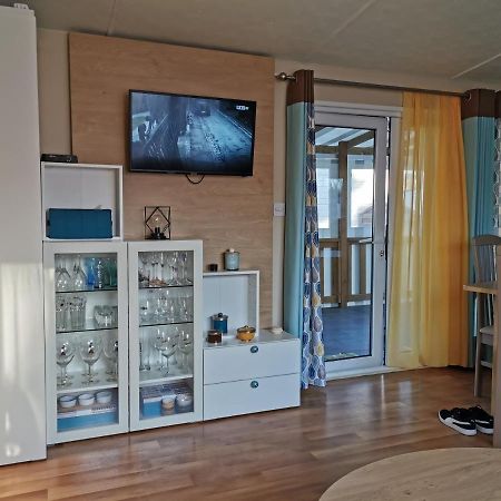 mobilhome gd luxe bois masson 3ch 2sdb 4 funpass offerts  Saint-Jean-de-Monts Extérieur photo