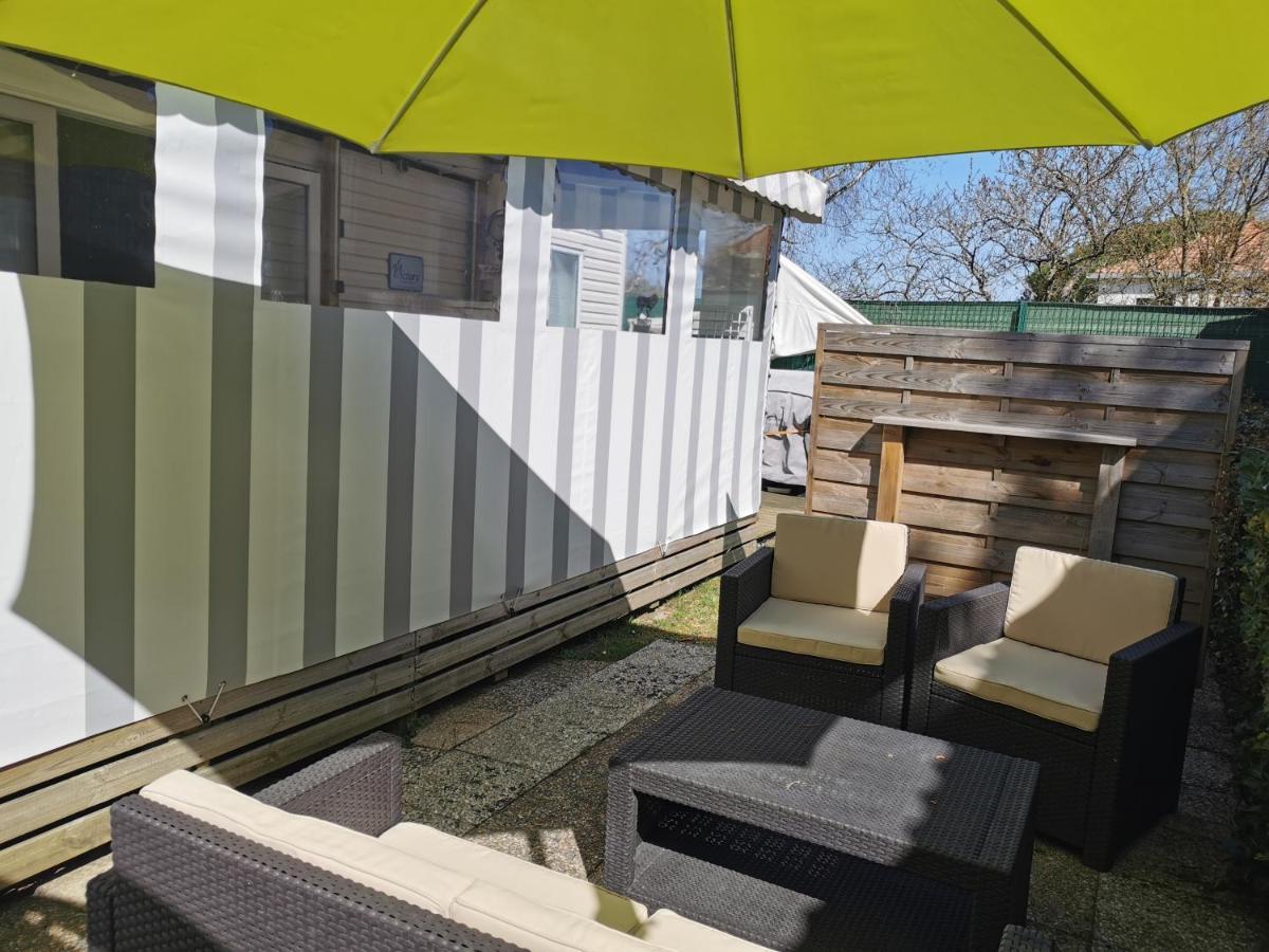 mobilhome gd luxe bois masson 3ch 2sdb 4 funpass offerts  Saint-Jean-de-Monts Extérieur photo